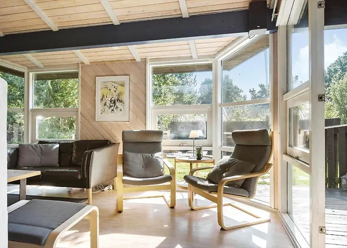 8815-glesborg-bosholmstien-7 *